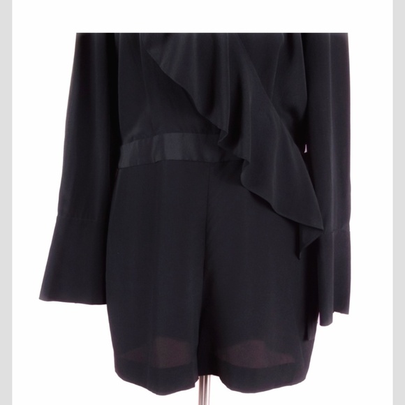 Diane Von Furstenberg Romper Silk Black Faux Wrap Style Shorts Romper Belted 12 - Picture 8 of 12